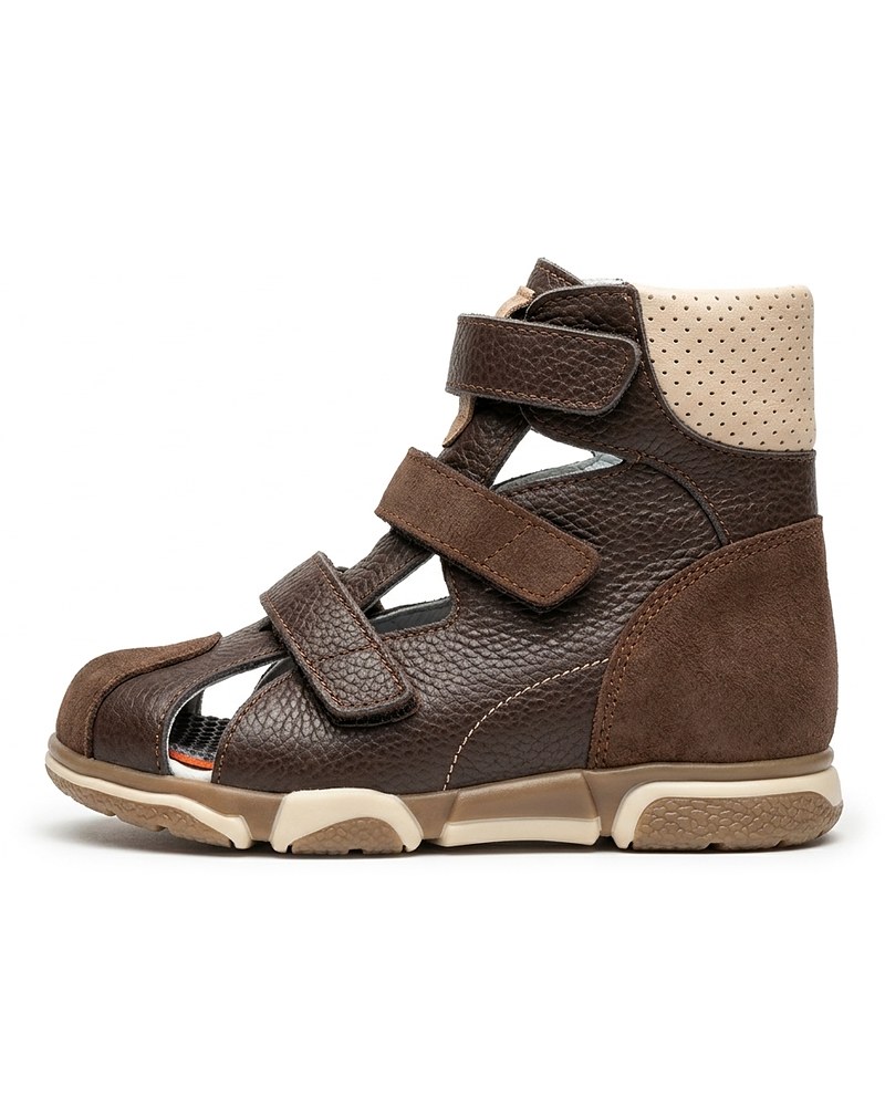 Chaussures orthopédiques ajourées, marron